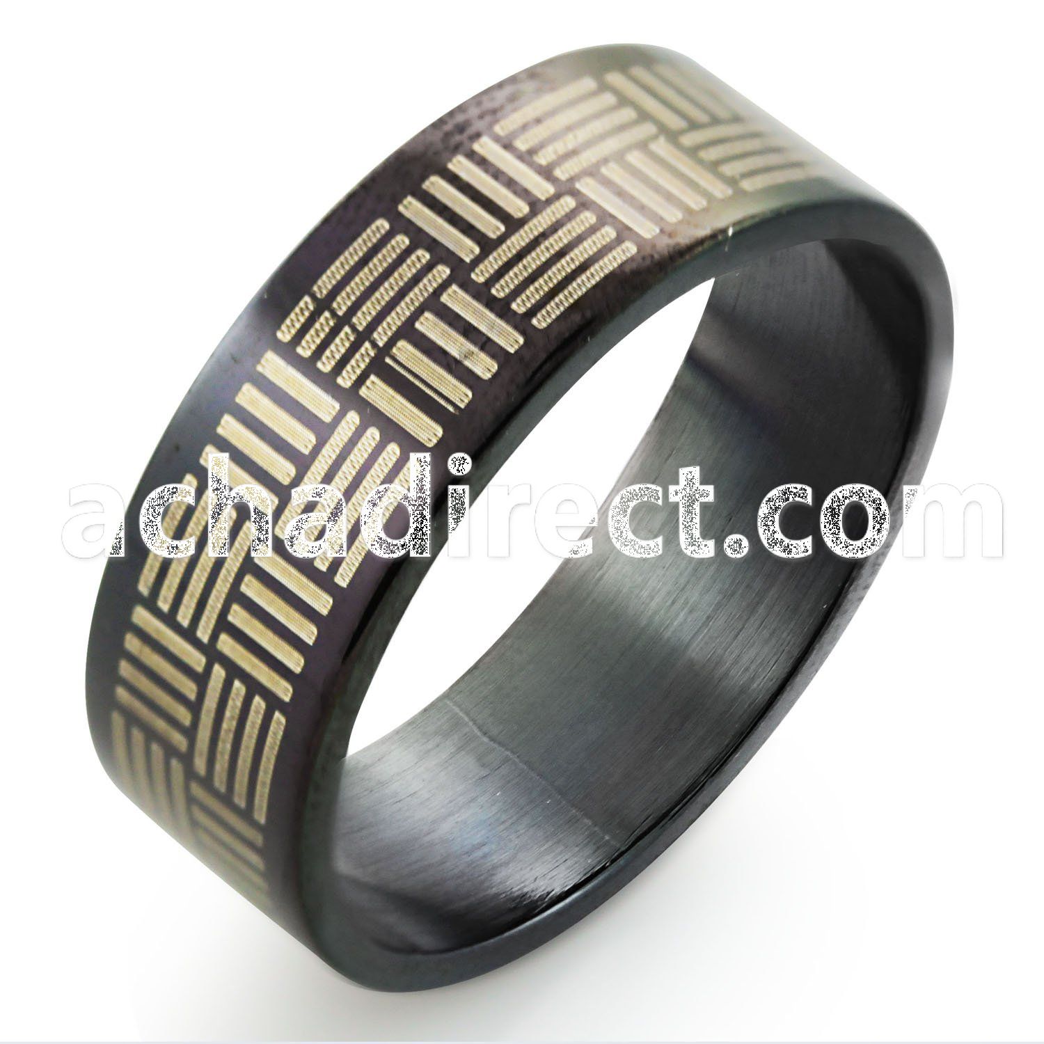 srb62 black stainless steel ring with thatched lines pattern