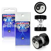 pkmp44 black 316l steel magnetic fake plug w ying yang logo