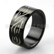srb8 black stainless steel ring w laser etched tribal design